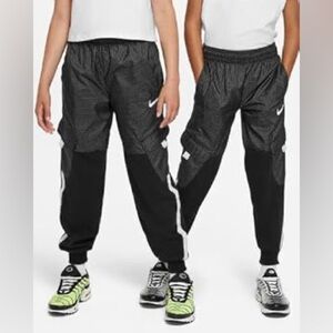 Nike Outdoor Play Hybrid DQ8741 Big Kids L Black Sweatpants Joggers Track Pants